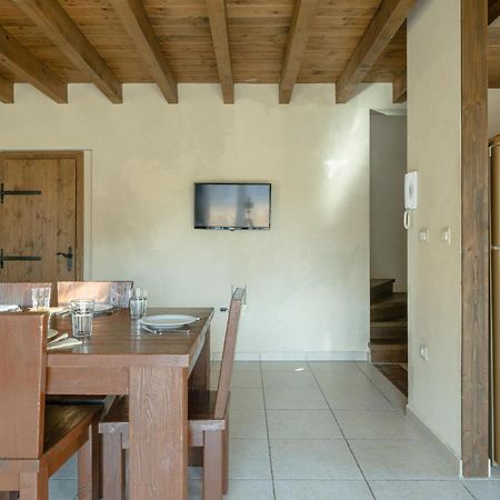 Villa Castagna Near The Sea With Private Pool And Sauna Premantura Ngoại thất bức ảnh
